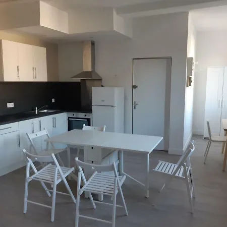 Guibert 17 F2 47 M2 Etage 1 Sweet